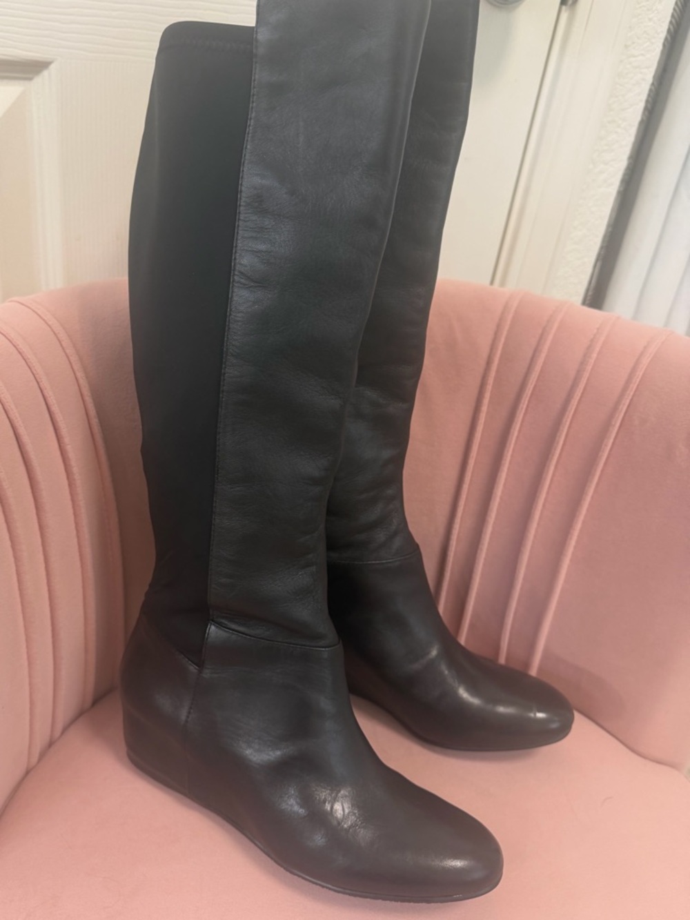 BCBGeneration BG-Indie Black Leather Stretch Back Wedge Boots 7.5 NWOB - Picture 2 of 9